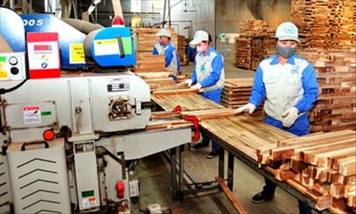 Đánh giá điều kiện lao động tại một số cơ sở chế biến gỗ khu vực miền trung theo phương pháp của Bộ lao động thương binh và xã hội và so sánh với kết quả đánh giá theo phương pháp VNNIOSH-2017